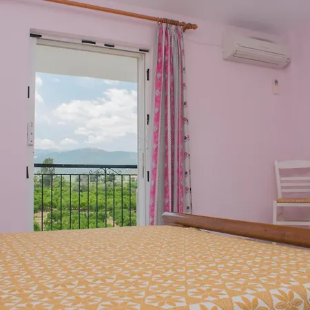 ακτη ξοβριοσ *